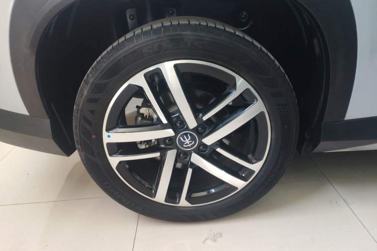 Used BYD Song L DM-i 2025 Intelligent Driving Version 112 km Beyond-Range Type
