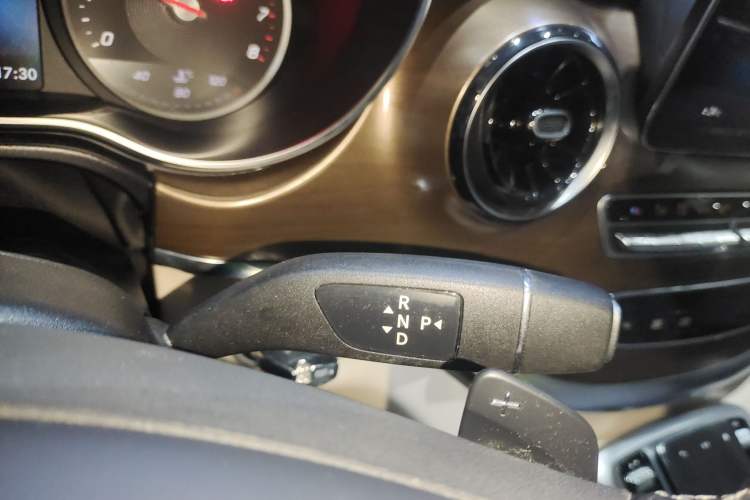 Used Mercedes-Benz V-Class 2022 V 260 L Long Wheelbase Prestige Edition
