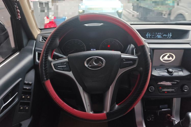 Used Leopaard Q6 2015 2.4L Manual 4x4 Excellence Edition