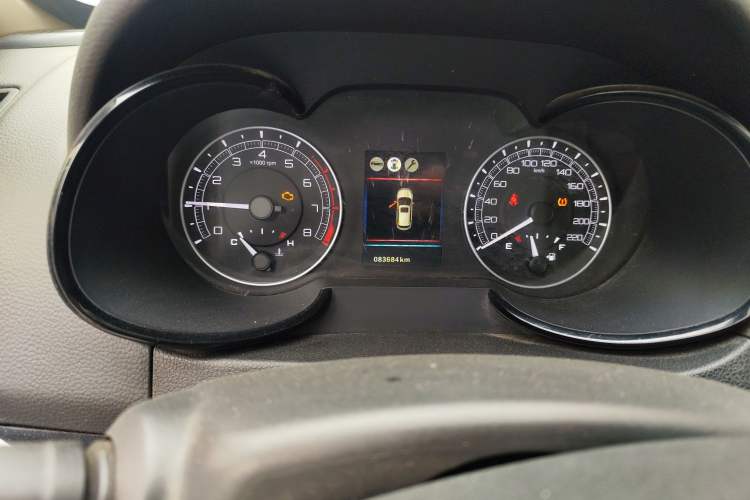 Used Dongfeng Fengdu MX5 2016 2.0L Manual Elite Edition
