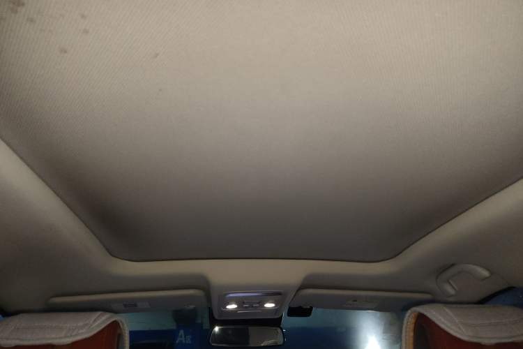 Used FORTHING T5 2018 300T DCT Smart Version