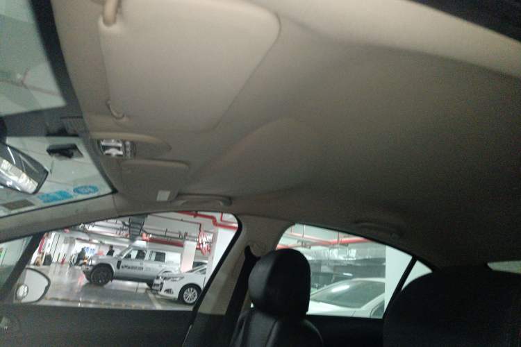 Used Peugeot 408 2013 2.0L Manual Comfort Edition Headliner