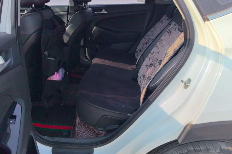 Used Hyundai Tucson 2020 280TGDi Two-Wheel-Drive GLS Fashion Edition China VI Standard
