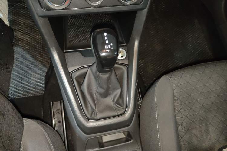 Used Volkswagen T-Cross 2023 Revised 1.5L Automatic Fashion Edition Gear Lever