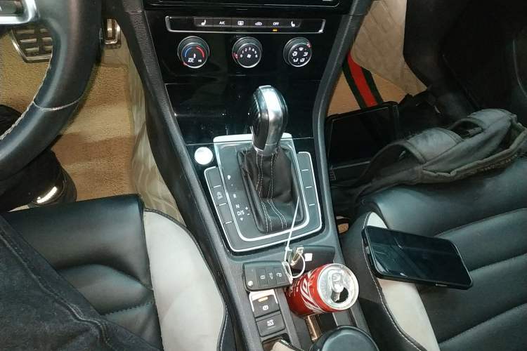 Used Volkswagen Golf 2019 280TSI DSG R-Line Model China V Standard Gear Lever