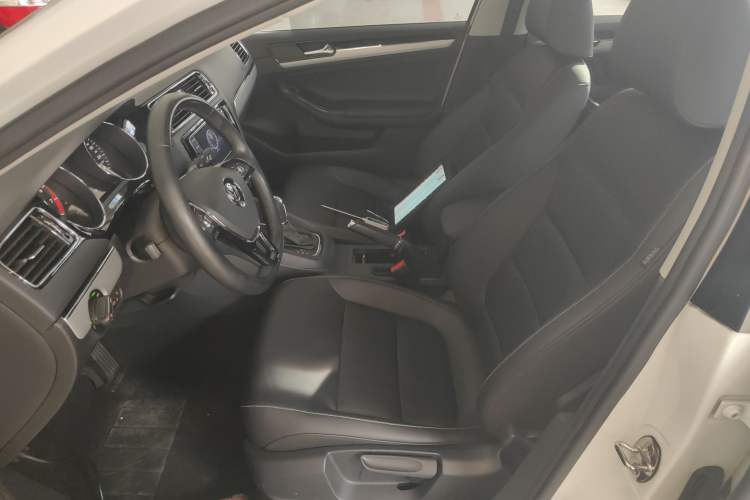 Used Volkswagen Sagitar 2018 1.6L Automatic Comfort Model