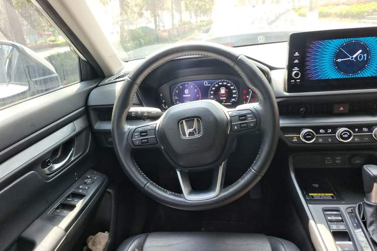 Used Honda CR-V 2023 240TURBO Two-Wheel Drive Smart Edition 5 Seats
