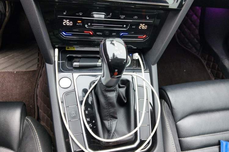 Used Volkswagen Magotan 2020 330TSI DSG Leading Model
