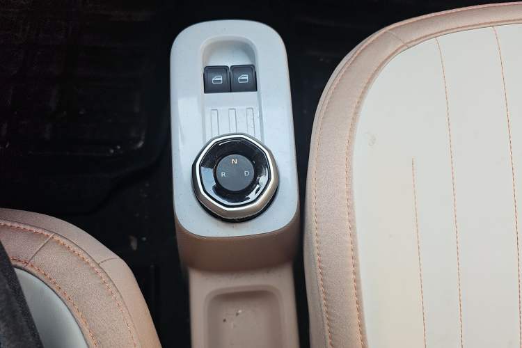 Used Geely Galaxy Panda 2024 Panda Mini 200km Longteng PRO Edition