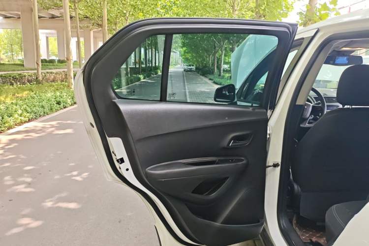 Used Chevrolet Trax 2014 1.4T Manual Two-Wheel Drive Comfort Model