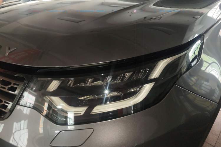 Used Land Rover Discovery 2019 2.0T SE