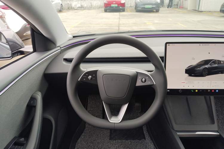 Used Tesla Model 3 2025 Rear-Wheel-Drive Version Steering Wheel