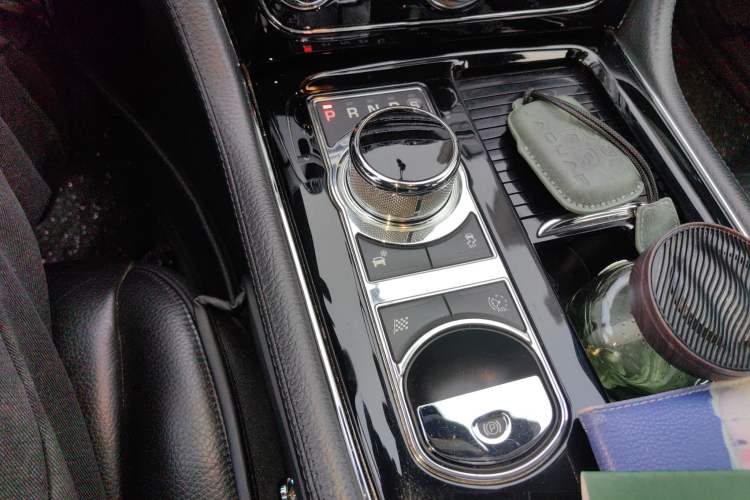 Used Jaguar XJ 2014 XJL 2.0T Two-Wheel-Drive Elegant Business Edition