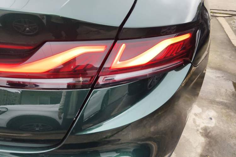 Used MG 7 2023 1.5T DCT Luxurious Supreme Edition