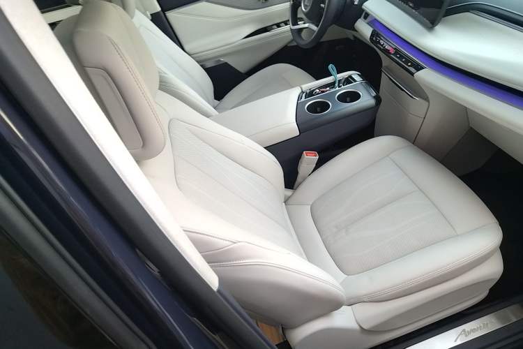 Used Buick GL8 New Energy 2026 Model Lu Zun Luxury Edition Right Front Seat