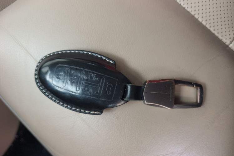 Used Nissan Quest 2015 3.5L SL
