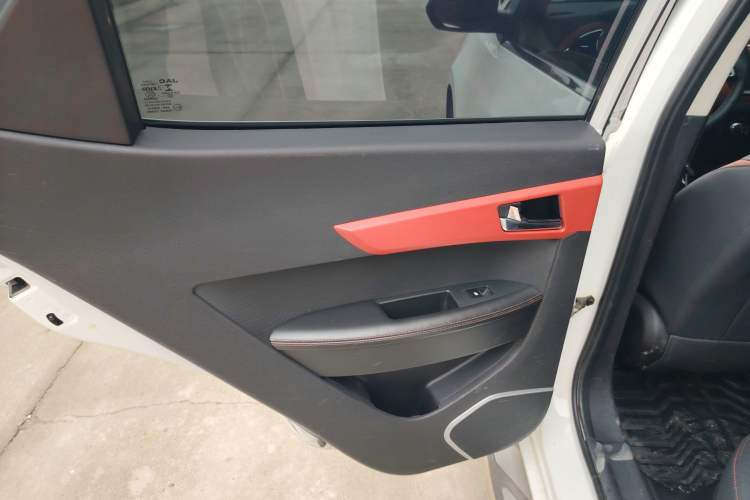 Used JAC Refine S2 2018 Smart Drive Edition 1.5L Manual Luxury Smart Model