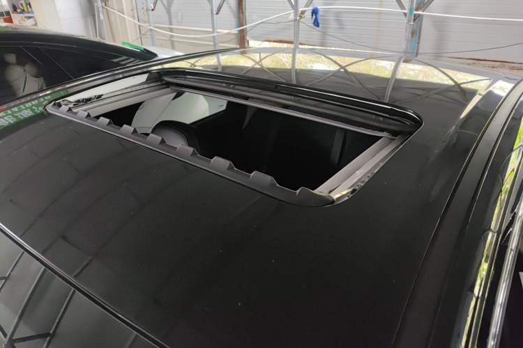 Used Geely Galaxy L6 2024 125km PLUS Dragon Edition Roof