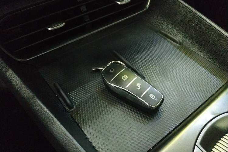 Used BYD Seal 05 DM-i 2025 DM-i Intelligent Drive 120KM Flagship Model Vehicle Key