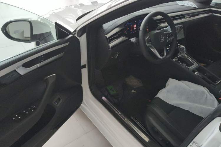 Used Volkswagen FAW-Volkswagen CC 2026 Model, 30 Million Units—Selected, 330TSI, Glamorous
