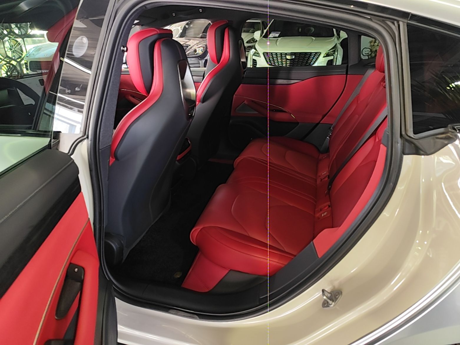 Xiaomi Auto SU7 2024 Rear-Drive Ultra-Long Range Advanced Pro-Level Intelligent Driving Version — снимка 20