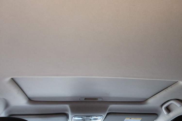 Used CHANGAN CS75 2017 Shangkui Edition 1.5T Automatic Fengyue Model
