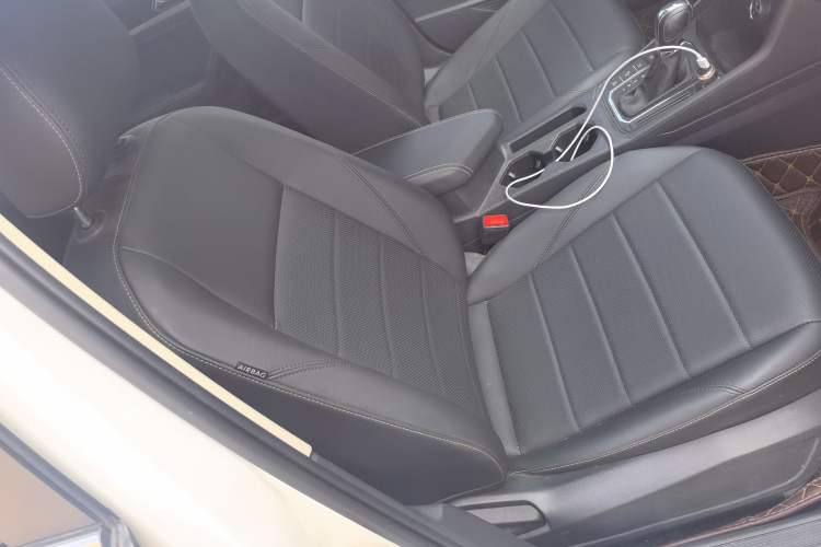 Used Volkswagen Lavida Pure Electric 2019 Enjoyment Edition Right Front Seat