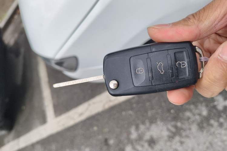 Used Chevrolet Lova RV 2016 1.5L Automatic Comfort Edition
