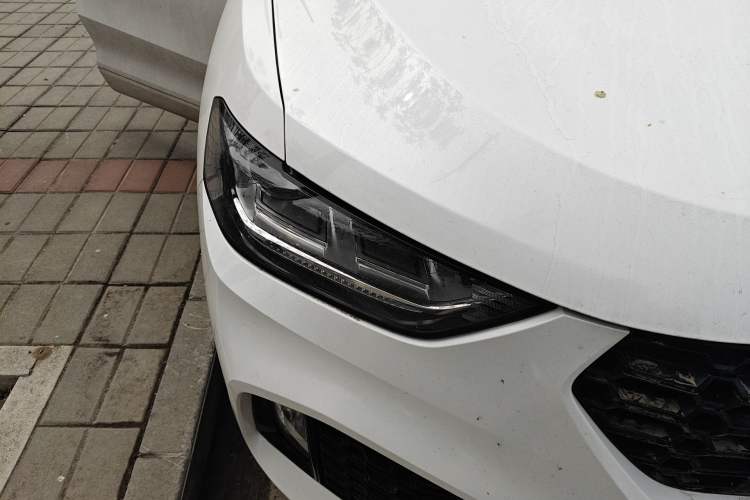 Used Wey VV5 2017 2.0T Ultra-Luxury Version
