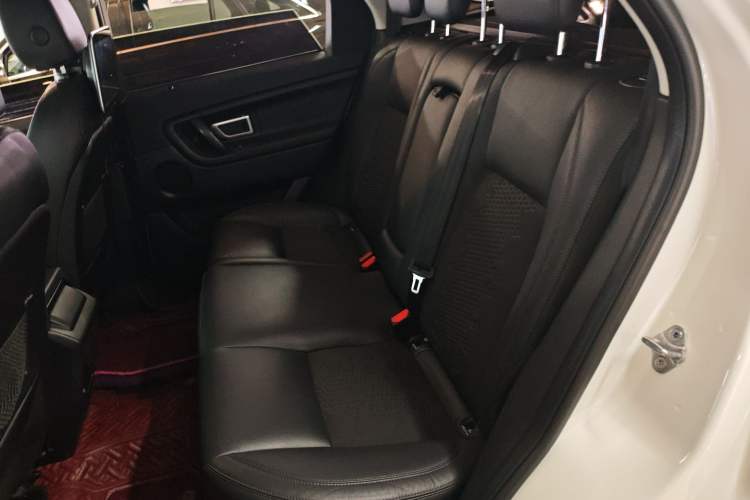 Used Land Rover Discovery Sport 2019 240 PS PURE Edition China V Standard Left Rear Seat