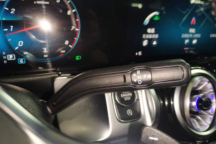 Used Mercedes-Benz GLB 2023 GLB 220 Fashion Model Gear Lever