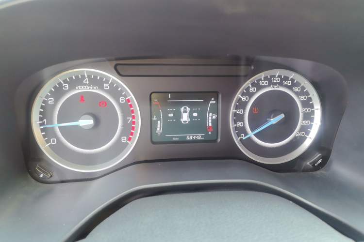 Used Sinotruk VGV U70 2020 1.5T Manual Elite Sunroof Version 7 Seats
