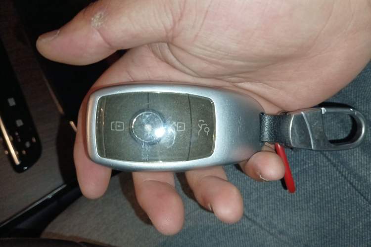 Used Mercedes-Benz GLC 2021 GLC 300 L 4MATIC Dynamic Model Vehicle Key