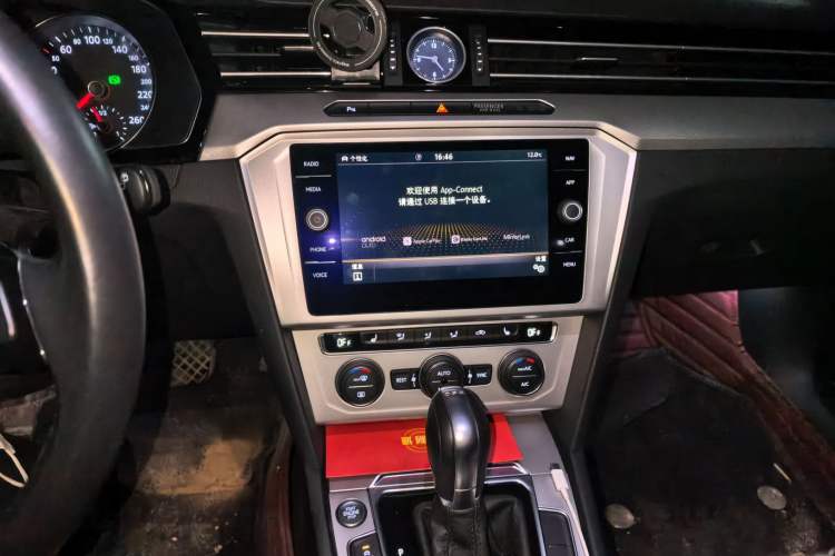 Used Volkswagen Variant 2018 380TSI Two-Wheel Drive Comfort Edition