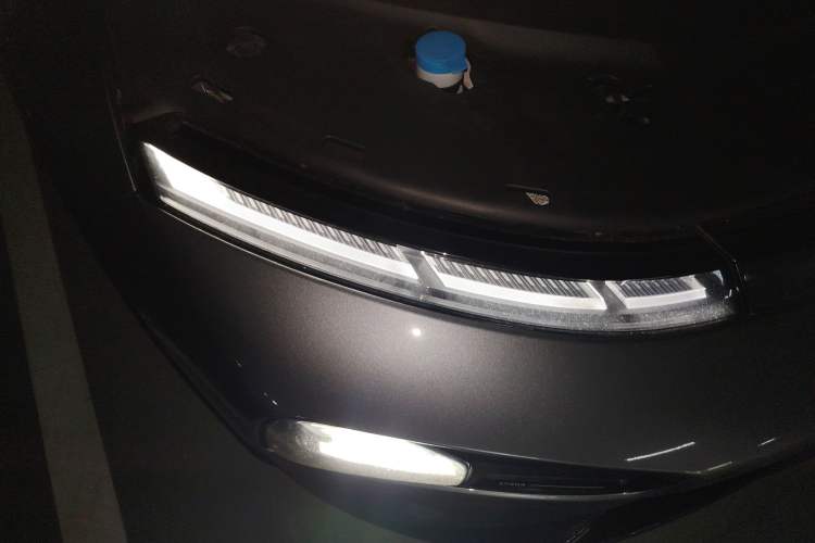 Used XPeng P7 2023 P7i 702 Pro Right Front Headlight