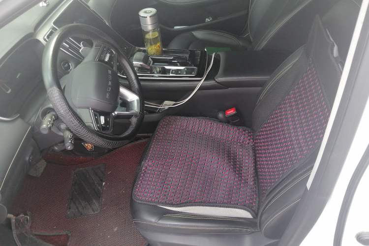 Used Roewe i6 MAX 2020 300TGI Automatic "Swell Cool Smart Drive" Edition