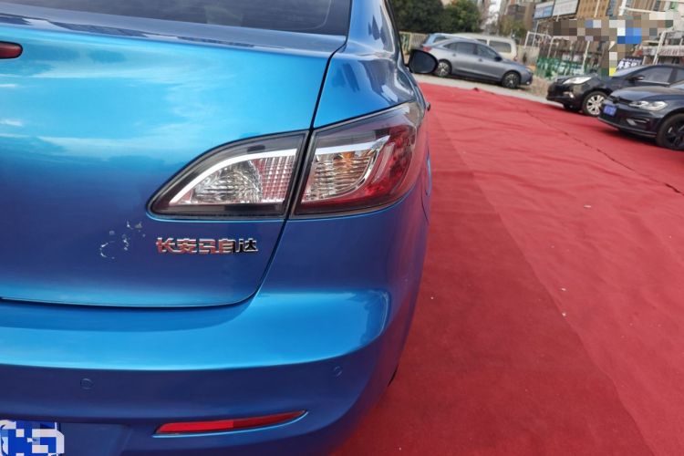 Used Mazda Mazda 3 2015 Sedan 1.6L Manual Comfort Model
