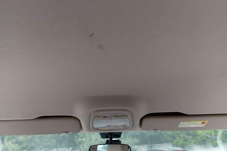 Used SAIC MAXUS G10 2016 2.0T Automatic Elite Edition Headliner