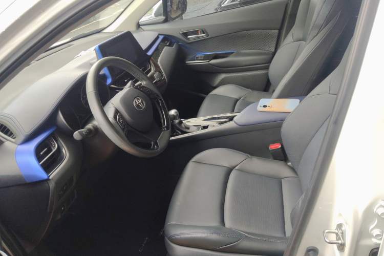 Used Toyota C-HR 2021 2.0L Luxury Edition Left Front Seat