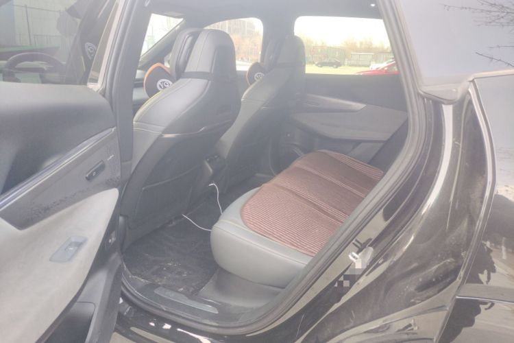 Used Lynk & Co 08 EM-P 2023 120km Long-Range Pro
