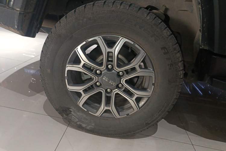 Used BAIC Off-Road BJ40 2024 2.0T Urban Hunter Honor Edition Right Rear Wheel Hub