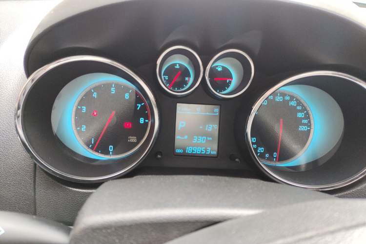 Used Changan CS35 2015 1.6L Automatic Luxury Model China IV Standard