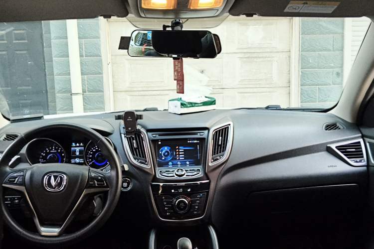 Used CHANGAN CS75 2016 1.8T Automatic Elite Model China V Standard