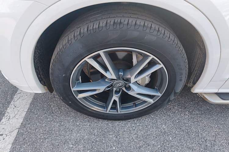 Used Audi Q5L 2020 Updated 40 TFSI Prestige Fashion Edition