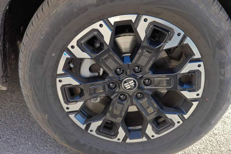 Used Jetour Zongheng G700 Trailblazer 2025 Model Xiangjing Edition 6-seater