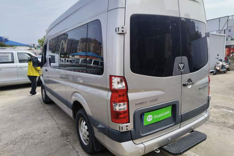 Used Foton Toano 2023 2.0T Automatic Jixiang Multi-Function Long-Wheelbase Mid-Height Rear Single Tire – Available in 6/7/9-Seater Configurations Rear Left 45 Deg
