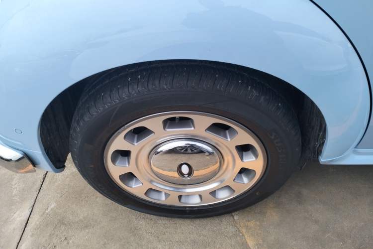 Used ORA Ballet Cat 2022 500 km Swan Lake Edition