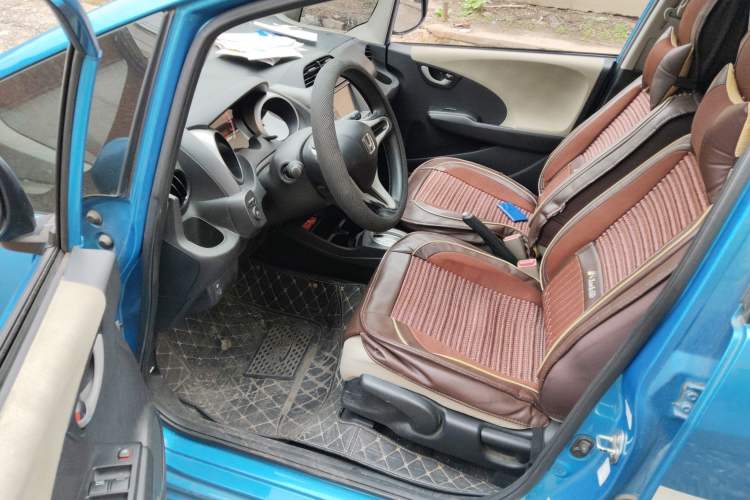 Used Honda Fit 2011 1.5L Automatic Luxury Edition
