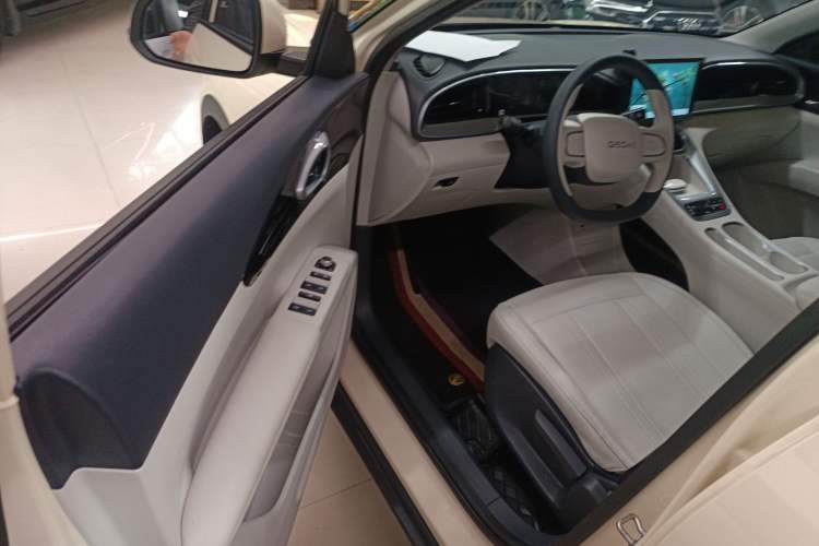 Used Geely Galaxy Geome 2025 310km Youth Edition Driver Seat