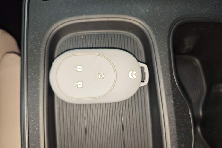 Used Nio ET5 2022 75 kWh Interior 1